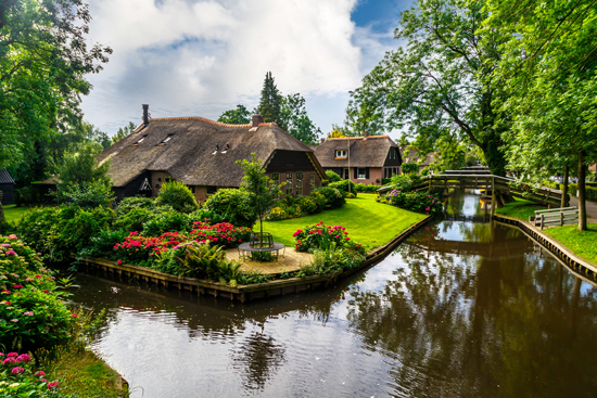 a day trip to Giethoorn