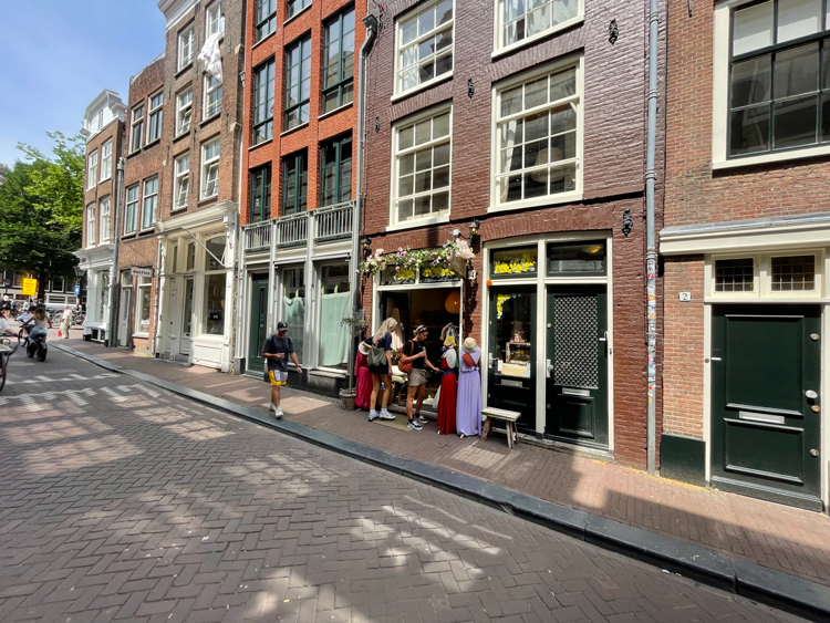 Shopping at 9 streets Amsterdam