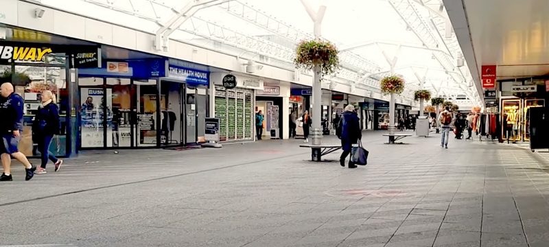 Shopping at Winkelcentrum Boven ’t IJ