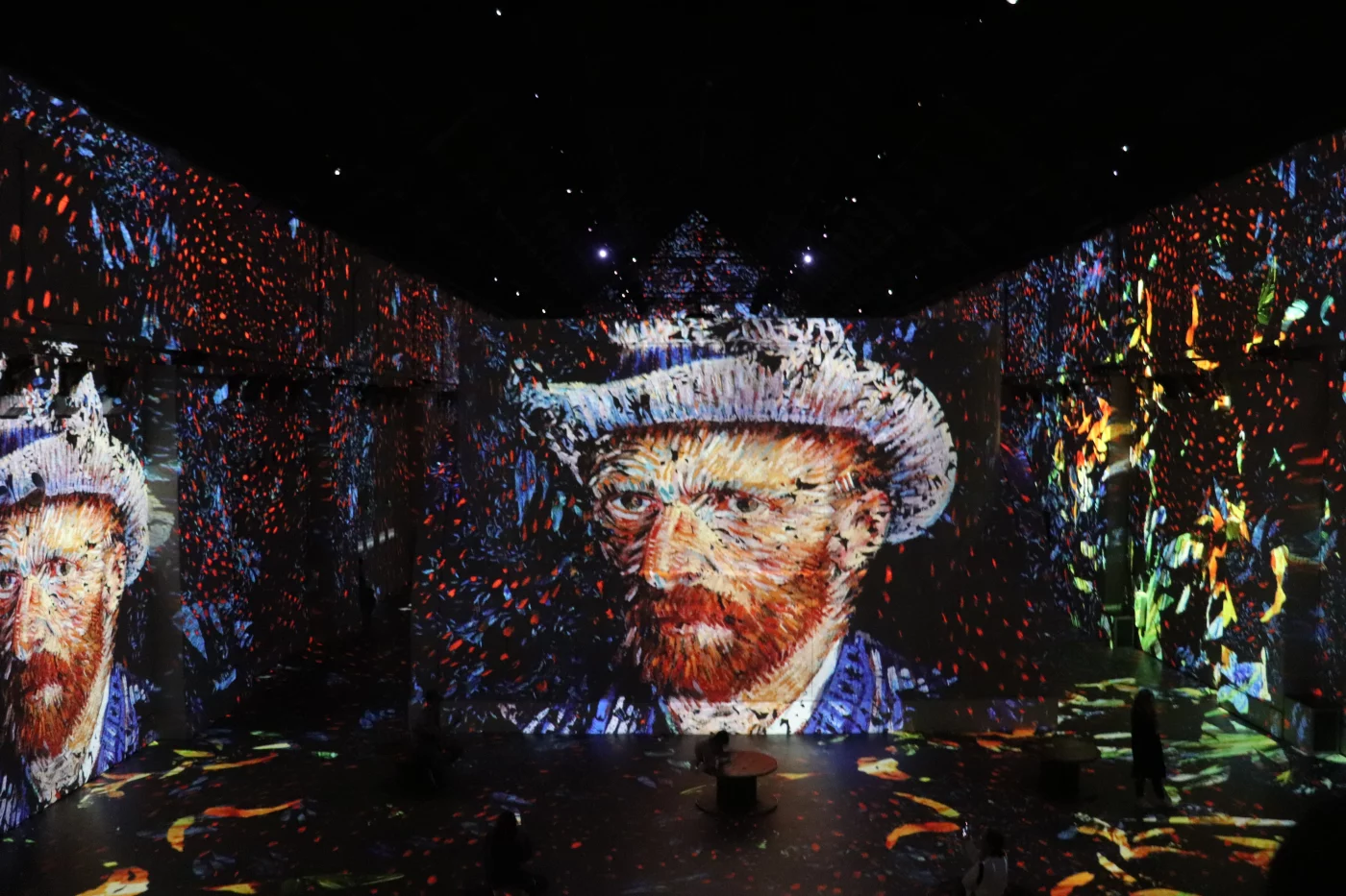 Digital art projection at Fabrique des Lumieres in Amsterdam